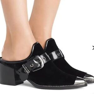 Stuart Weitzman the Scootin bootie Western styled velvet mules buckle size 8